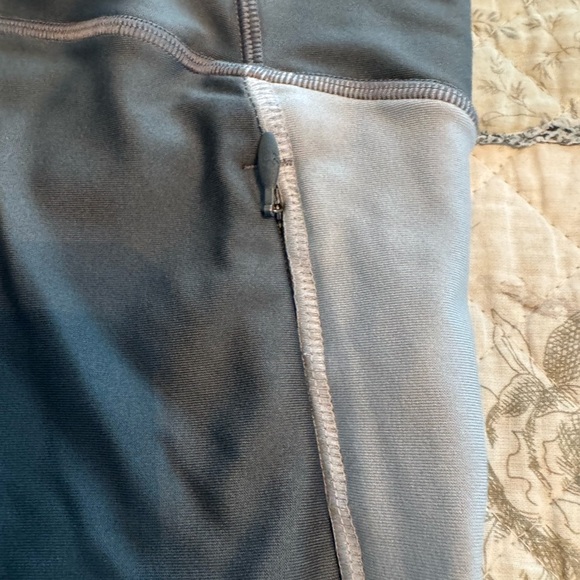 Under Armor tights - Picture 8 of 8